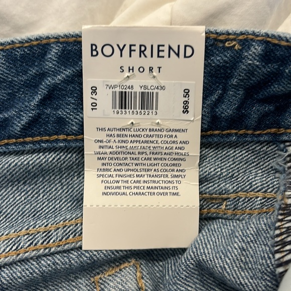 Lucky Brand Boyfriend Jean short - Picture 3 of 5